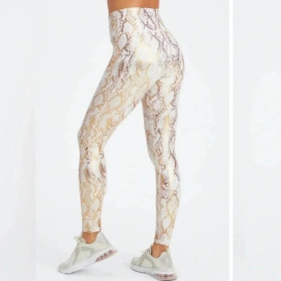 Fabletics High-Waisted Foil Legging Size 2 X - Picture 4 of 11